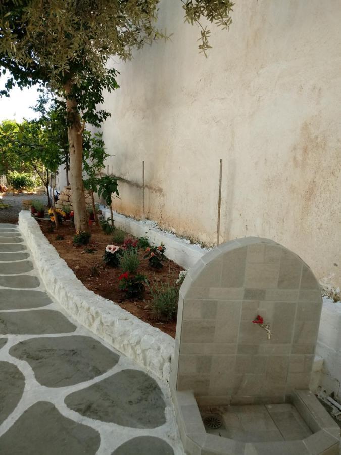 Hotel Poulakis Skala  Bagian luar foto